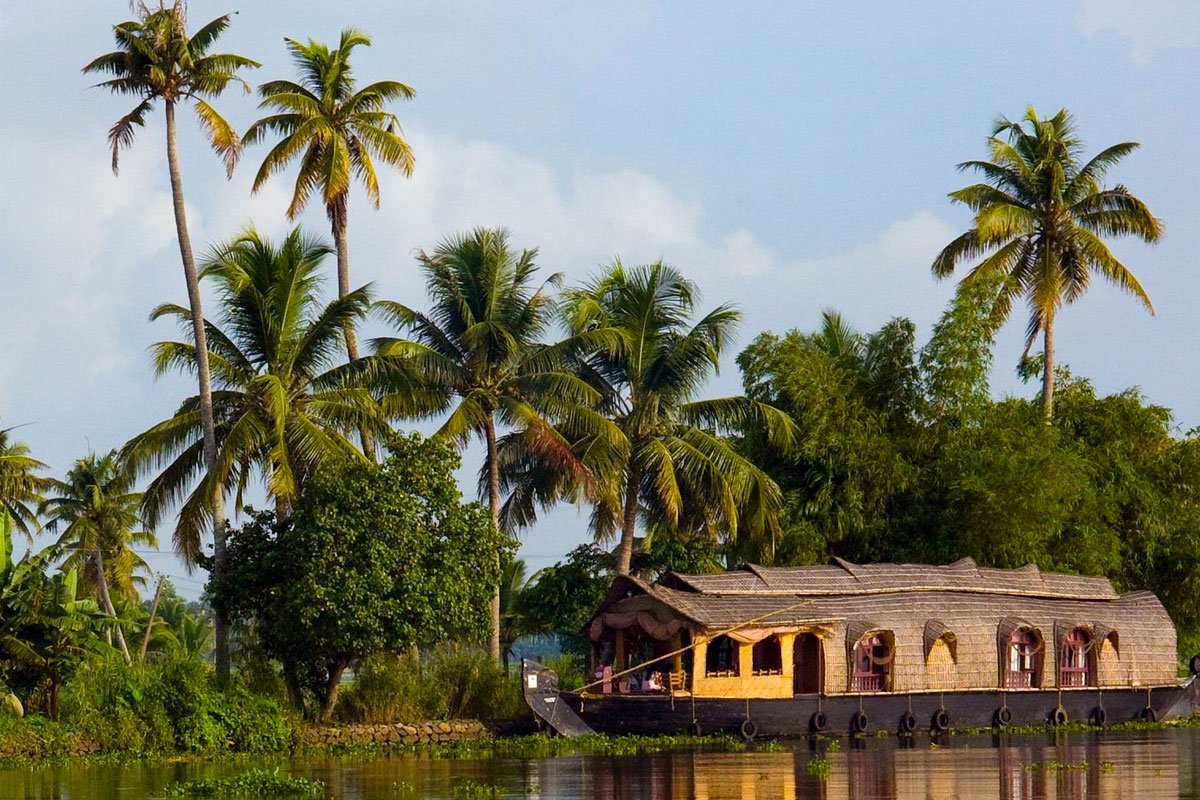 Kerala honeymoon packages in Alleppey